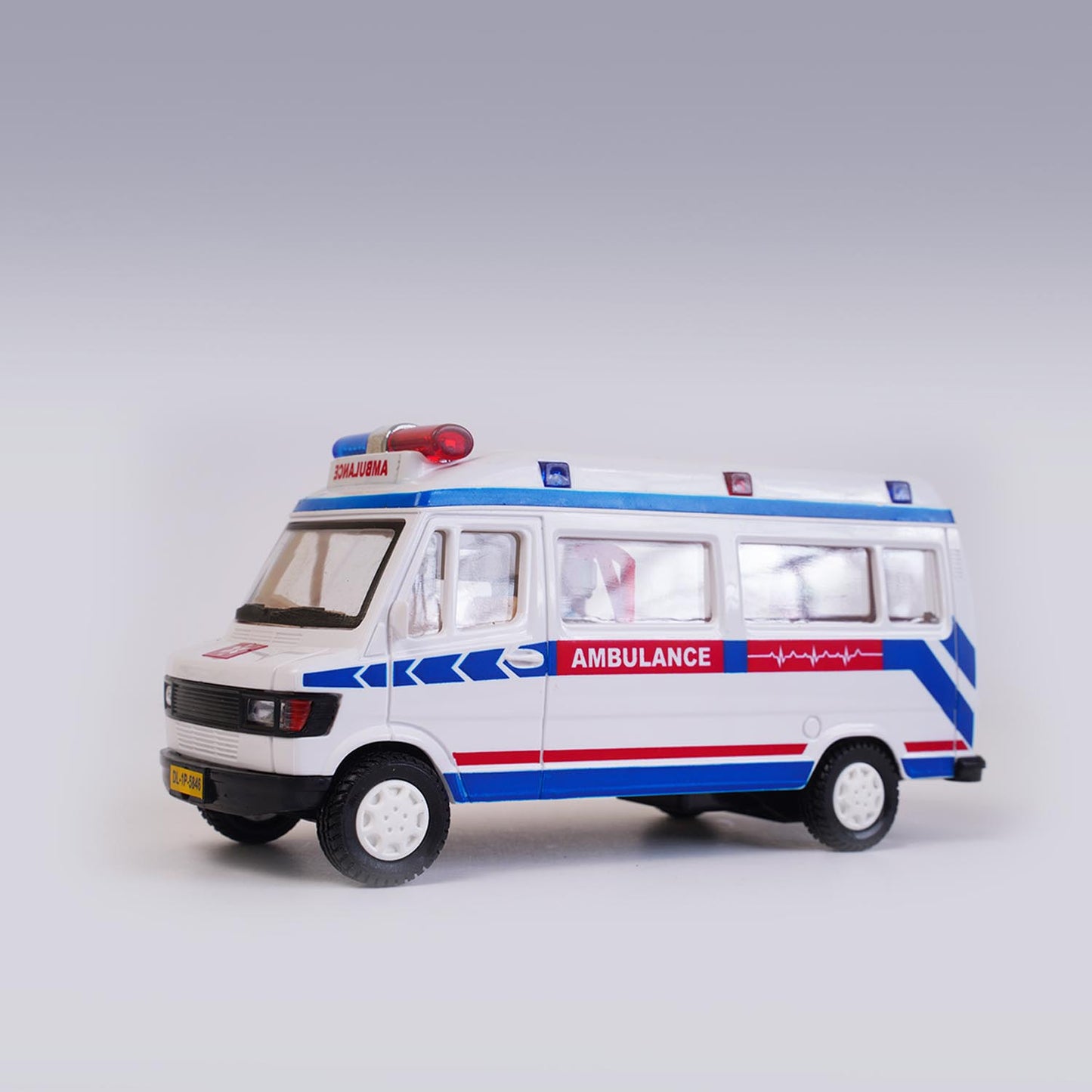 TMP 207 Ambulance (AIG-153) – Pull‑Back Toy Ambulance
