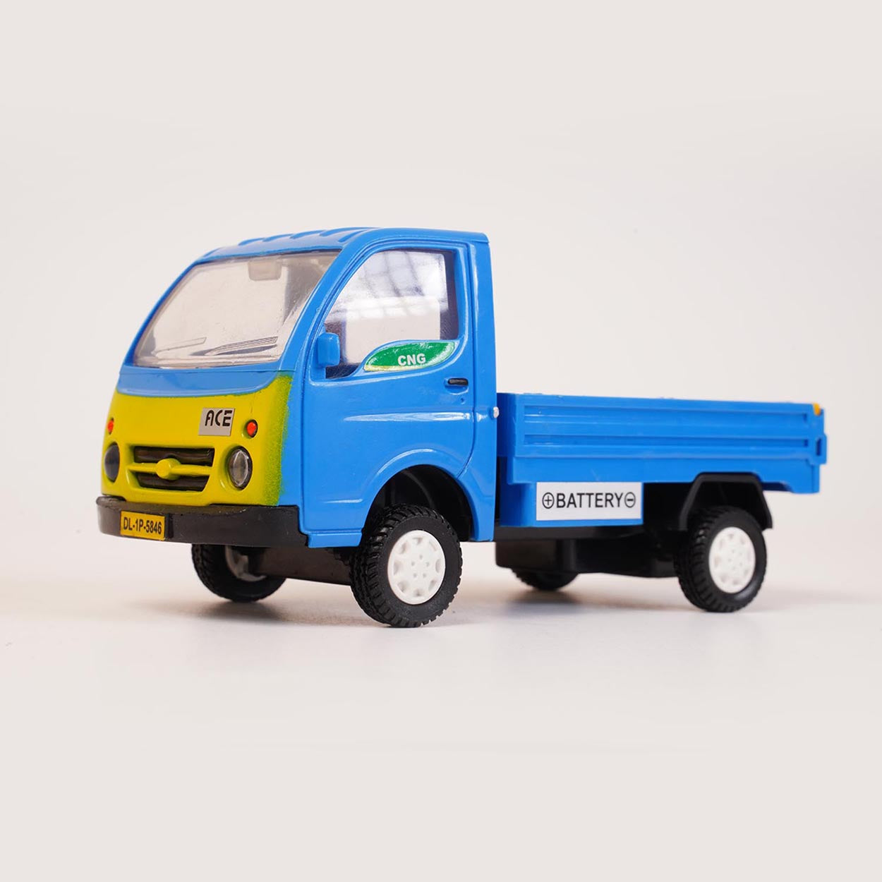AIG ACE Mini Cargo Truck – Pull-Back Action Toy Vehicle for Kids, Realistic Mini Tata Ace Model