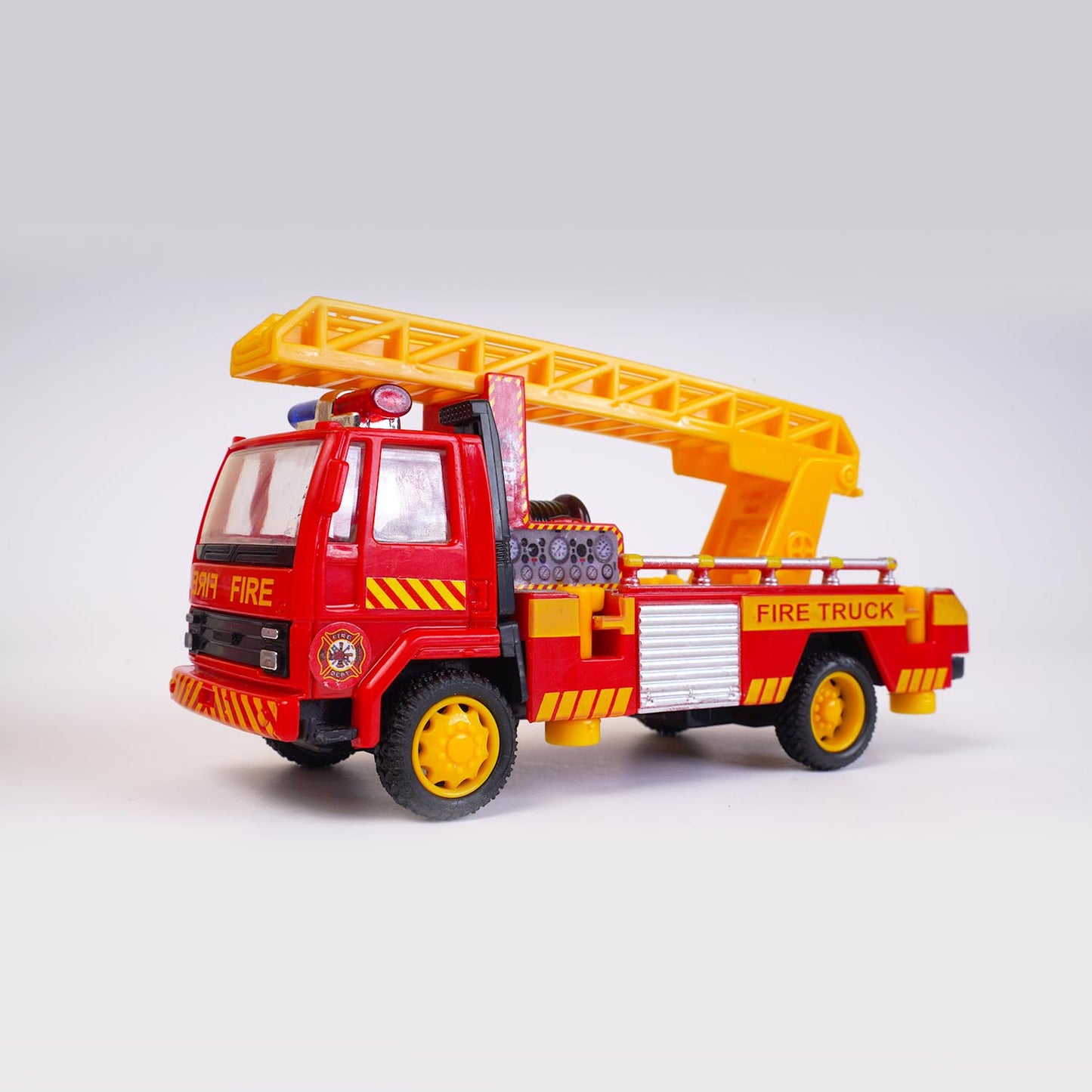 Fire Ladder Truck (AIG-154) – Pull‑Back Fire Truck Toy