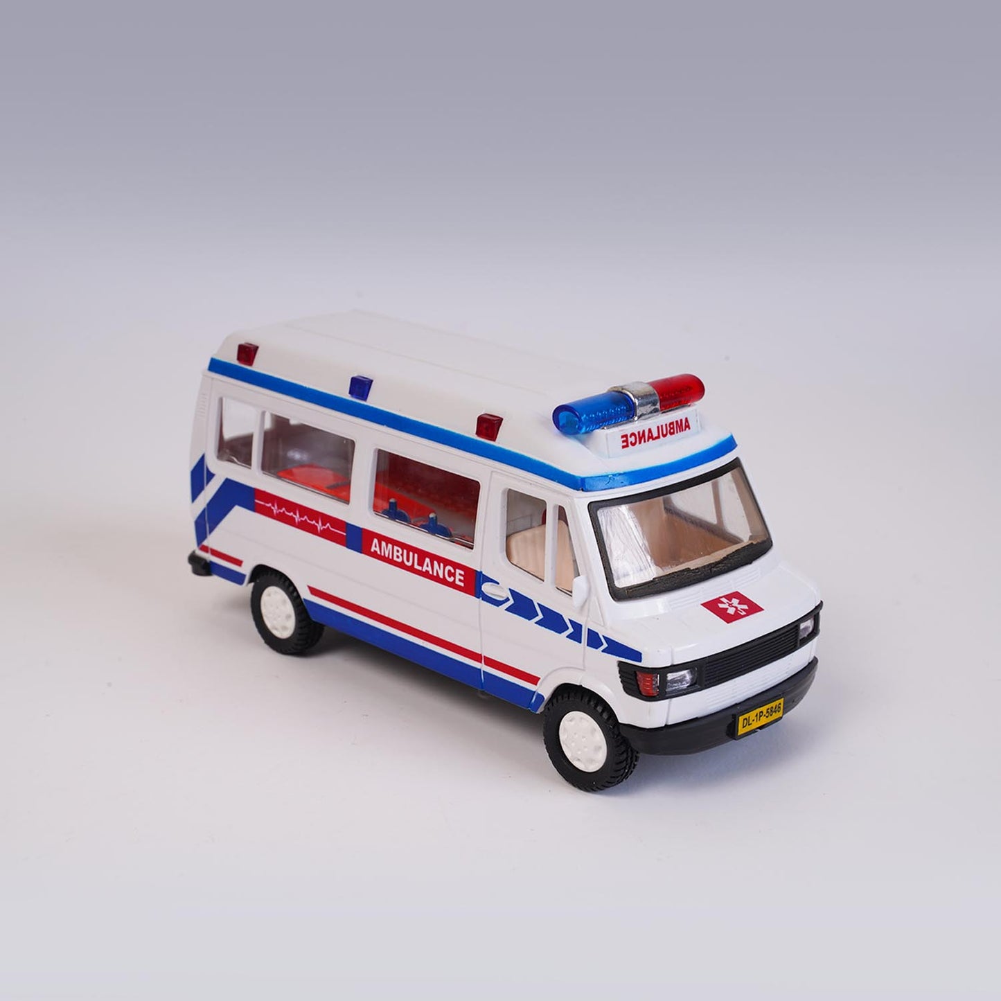 TMP 207 Ambulance (AIG-153) – Pull‑Back Toy Ambulance