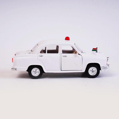 Ambassador VIP (AIG-177) – Pull‑Back Toy Car with Openable Doors