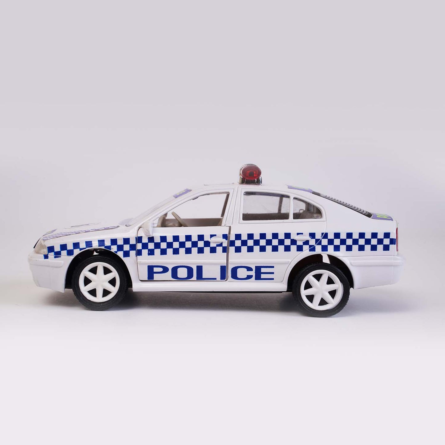 Skuba Hot Pursuit Australian Police Car (AIG-152) – Pull‑Back Toy Car